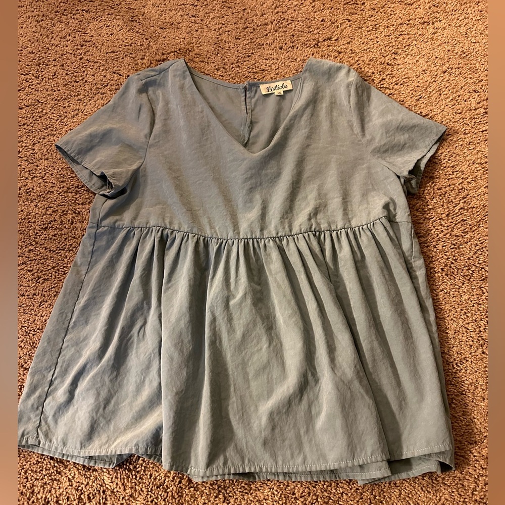 Women’s dress top